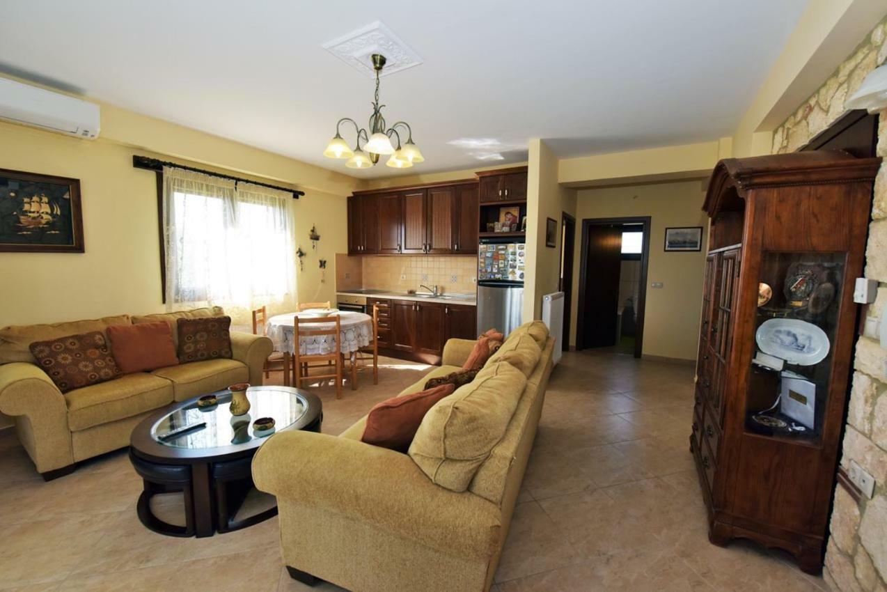 Captain'S Villa Appartments Psakoudia Luaran gambar