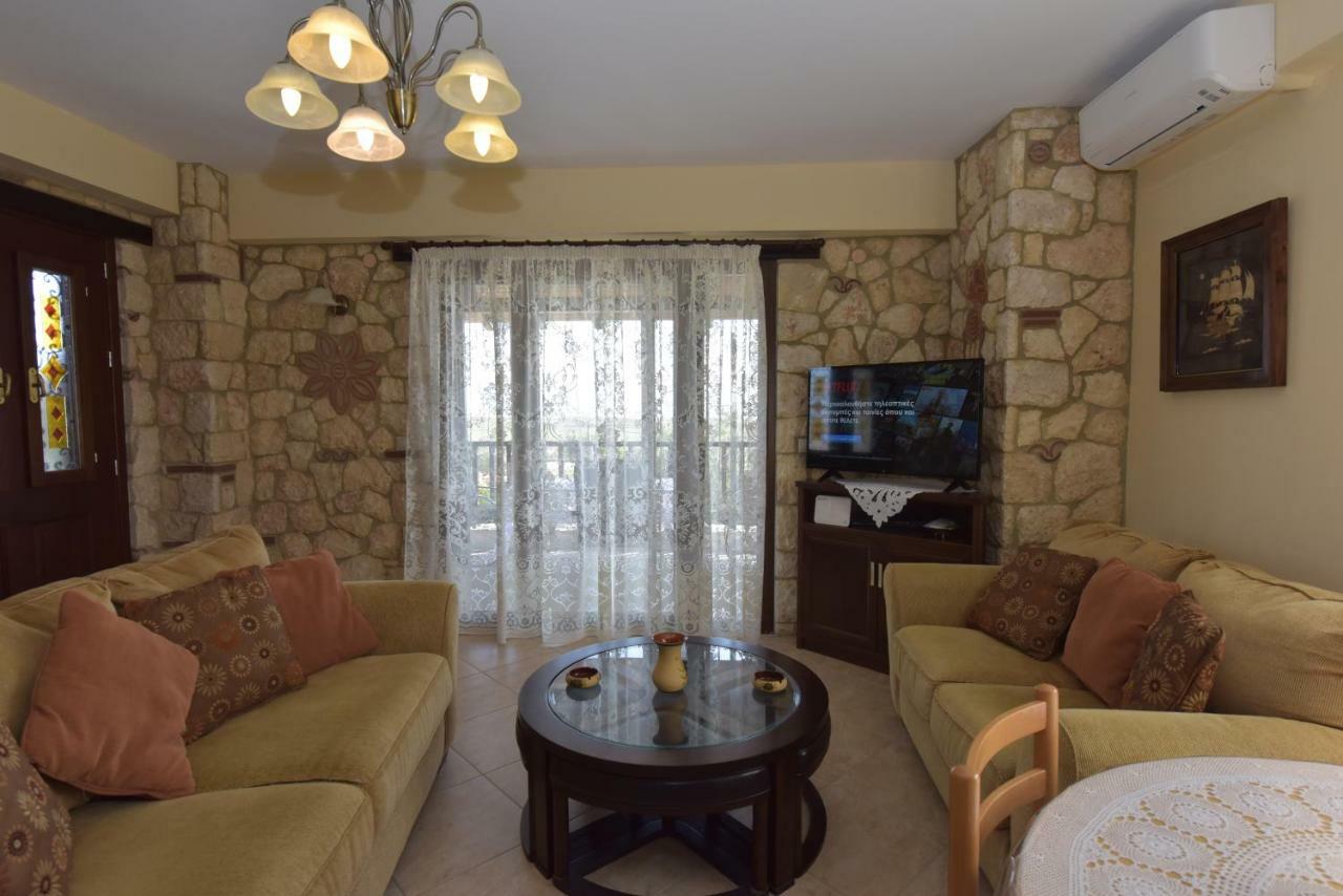 Captain'S Villa Appartments Psakoudia Luaran gambar