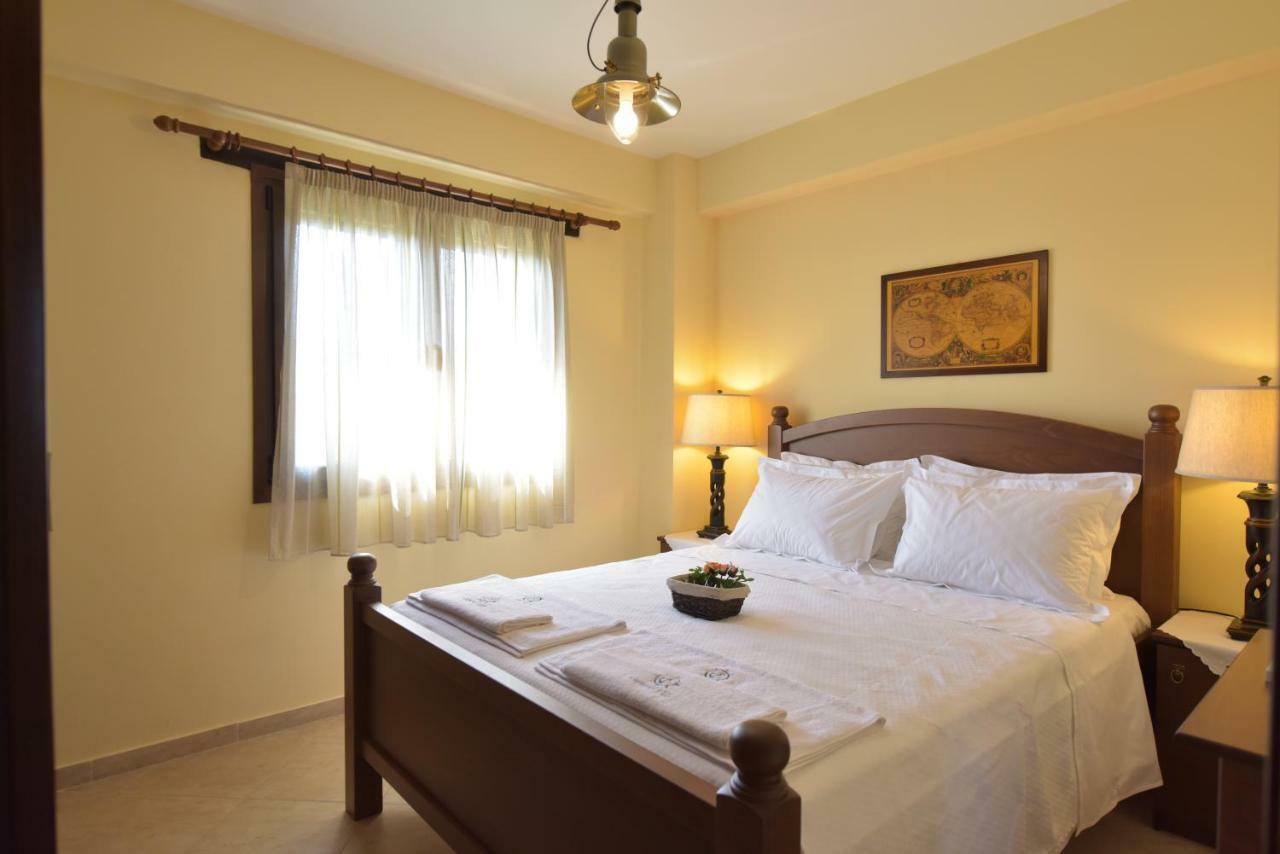 Captain'S Villa Appartments Psakoudia Luaran gambar
